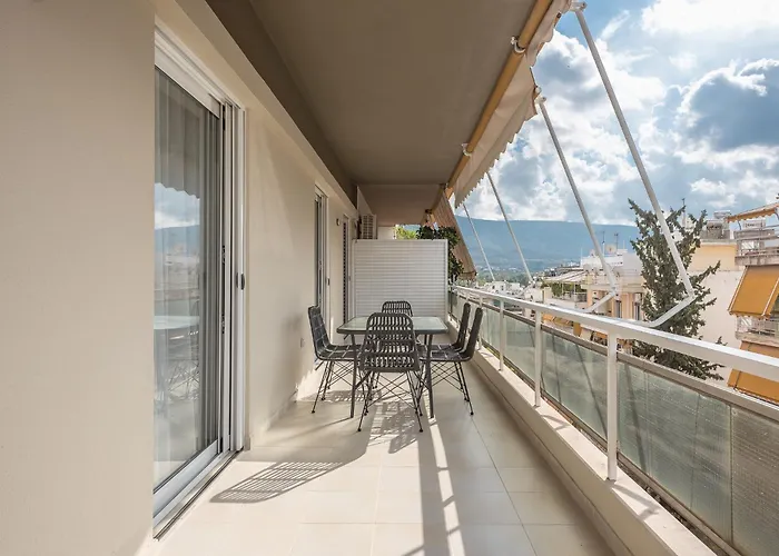 Luxury Athens Living 3Br With Balcony